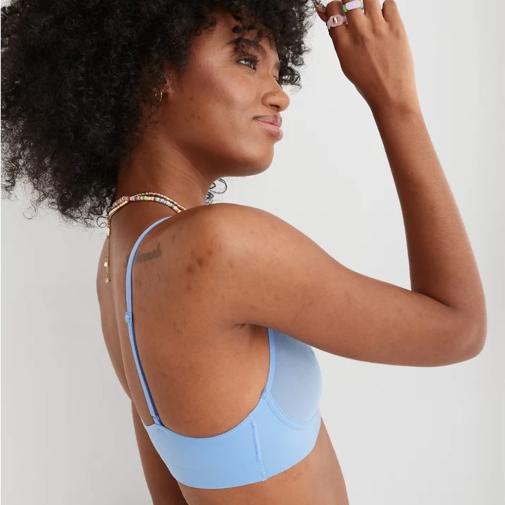 ⭐️ Aerie Light Blue Bralette - Picture 4 of 5